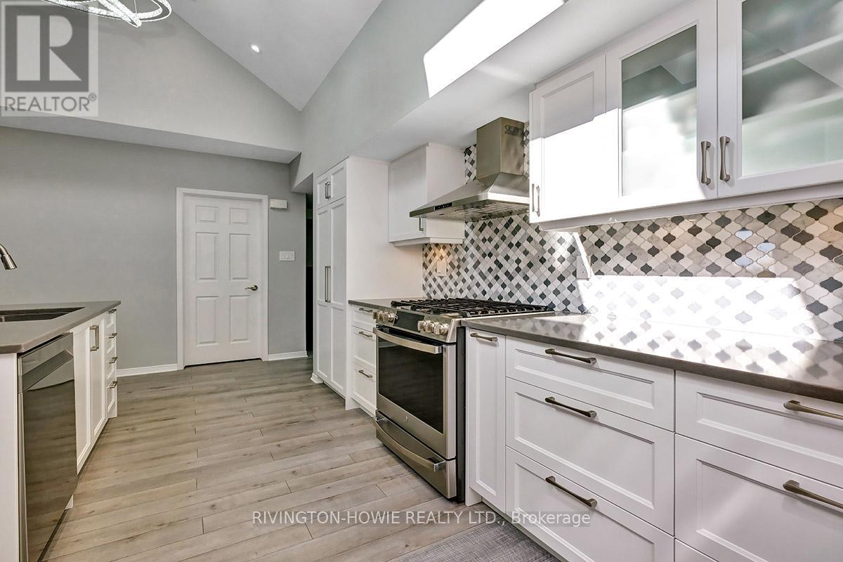 36 Robson Court, Ottawa, Ontario  K2K 2W1 - Photo 16 - X12791668