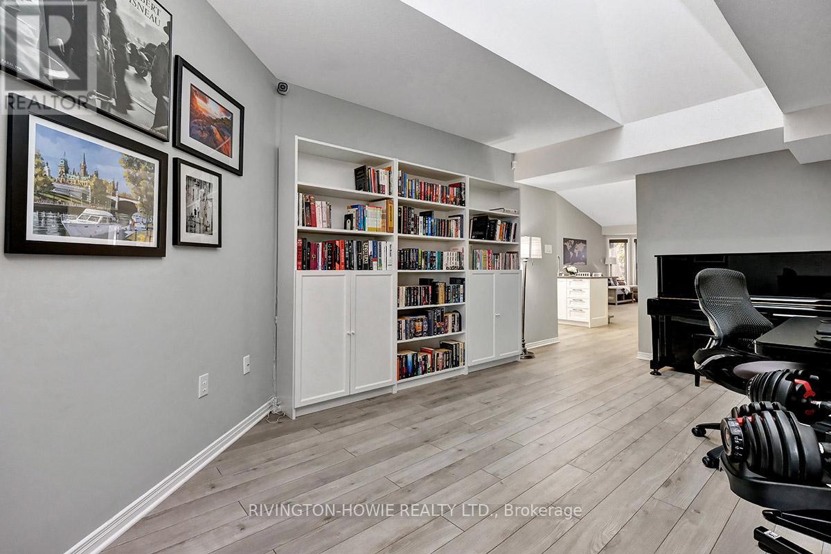 36 Robson Court, Ottawa, Ontario  K2K 2W1 - Photo 18 - X12791668