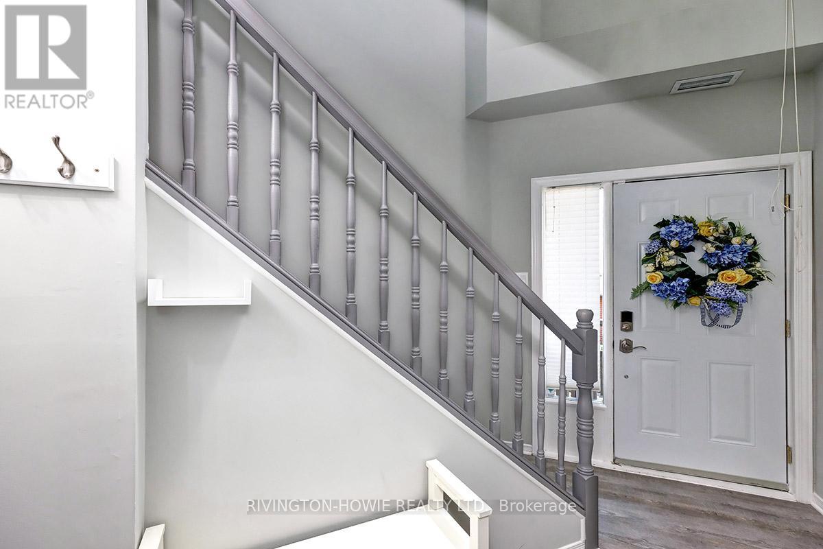 36 Robson Court, Ottawa, Ontario  K2K 2W1 - Photo 4 - X12791668