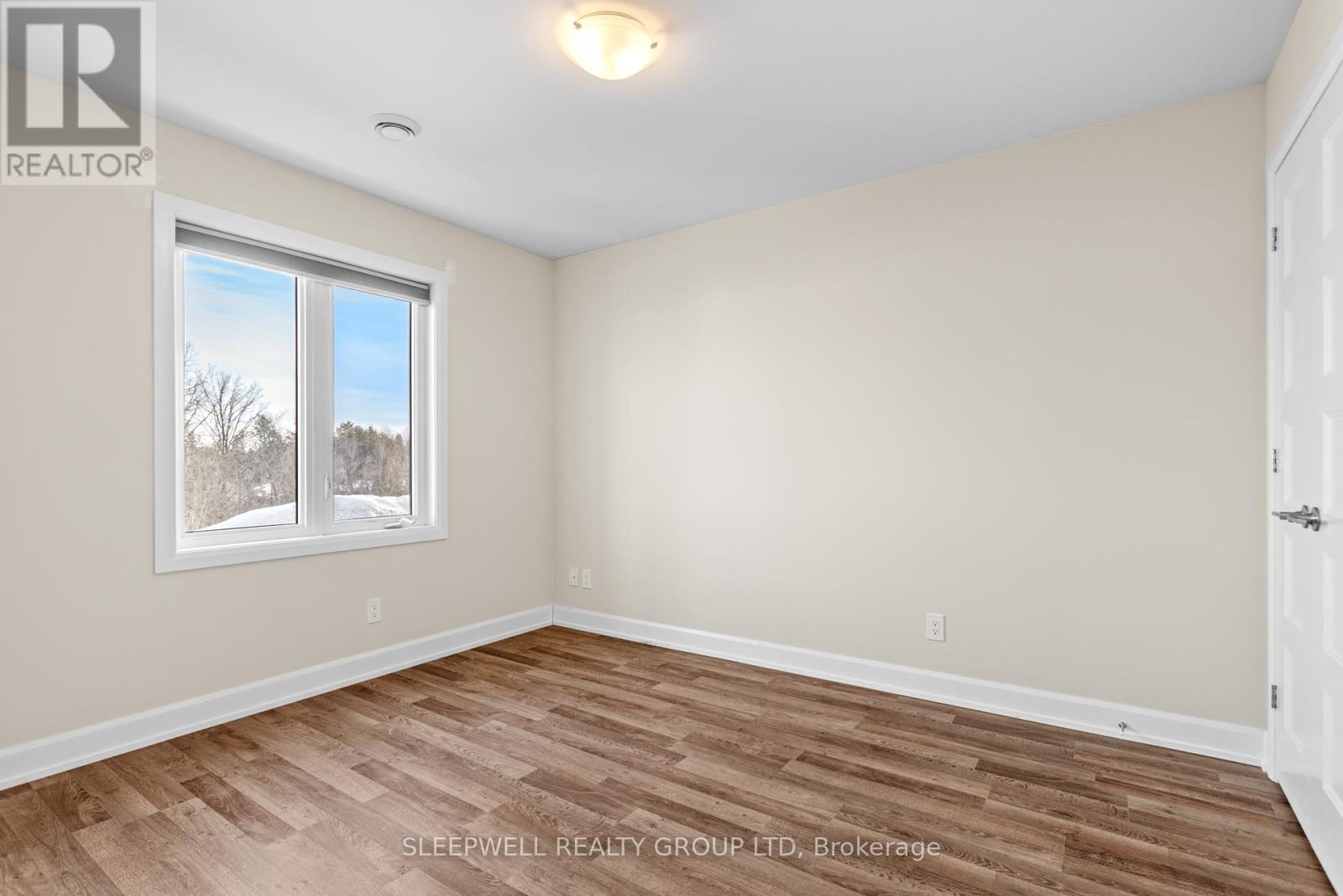 204 - 377 Solstice Crescent, Russell, Ontario  K0A 1W1 - Photo 12 - X12791824