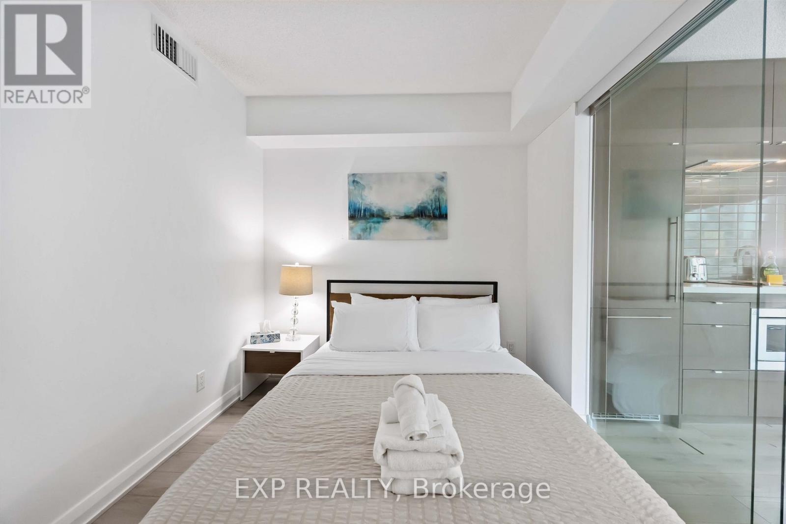 1106 - 155 Yorkville Avenue, Toronto, Ontario  M5R 1C4 - Photo 23 - C12794938