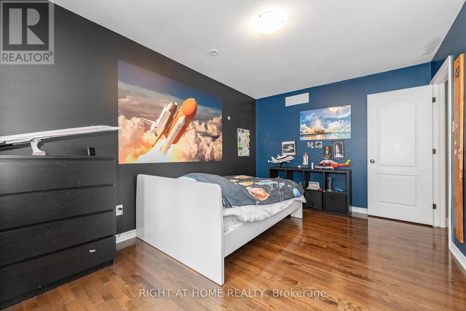 48 Station Trail, Russell, Ontario  K4R 0A3 - Photo 32 - X12794994