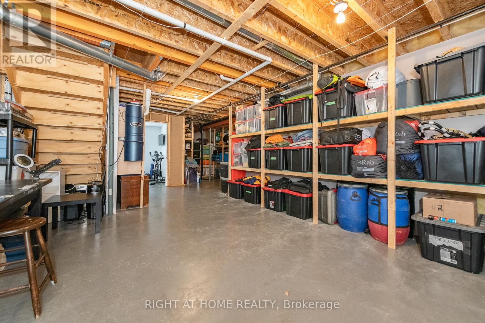 48 Station Trail, Russell, Ontario  K4R 0A3 - Photo 45 - X12794994