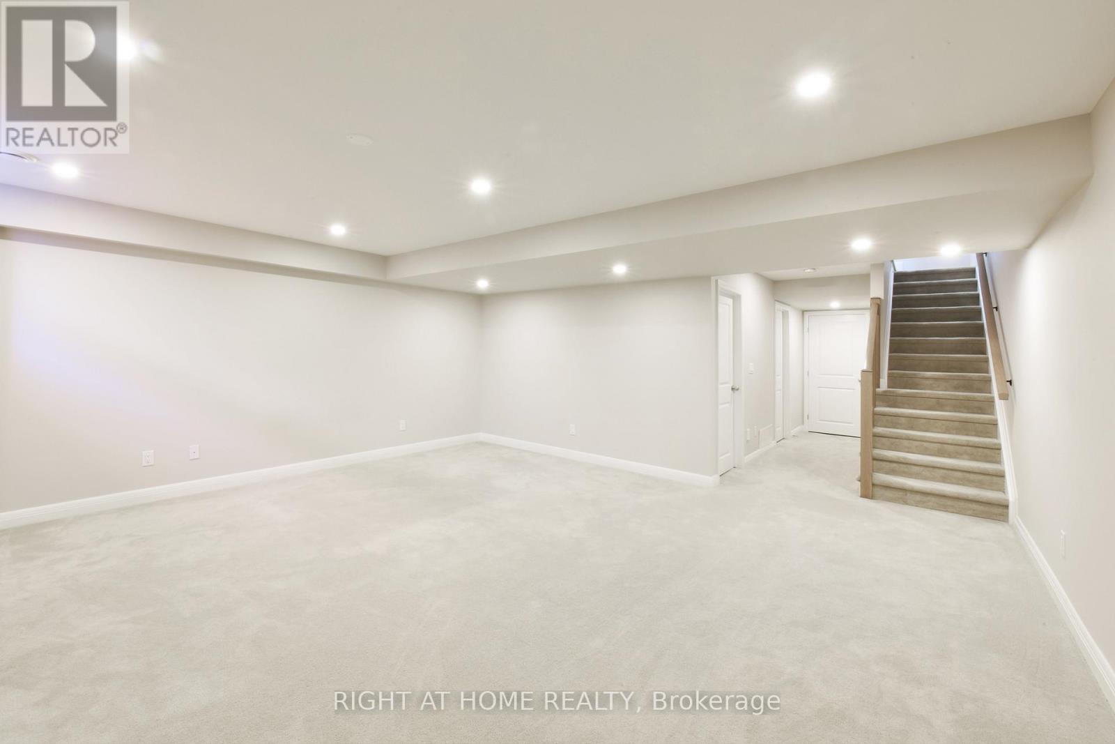 117 Escarpment Crescent, Ottawa, Ontario  K2T 0L8 - Photo 35 - X12795884