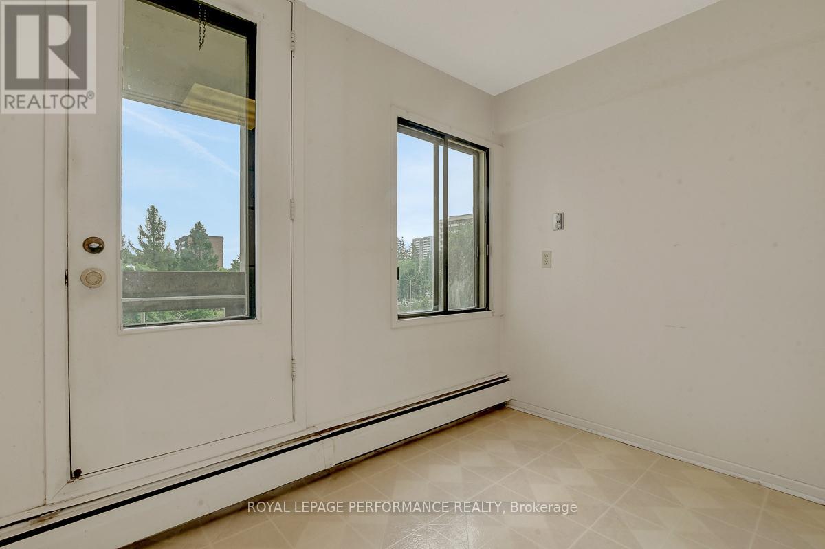 404 - 415 Greenview Avenue, Ottawa, Ontario  K2B 8G5 - Photo 17 - X12799320