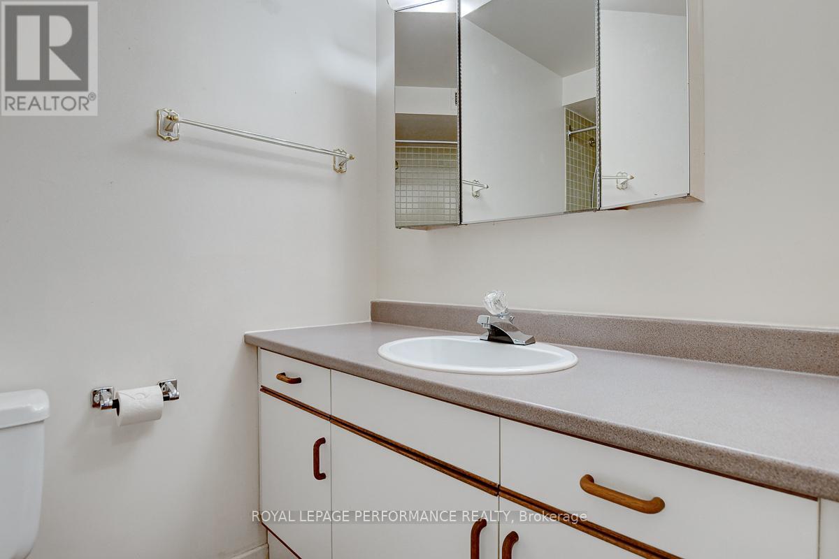 404 - 415 Greenview Avenue, Ottawa, Ontario  K2B 8G5 - Photo 21 - X12799320
