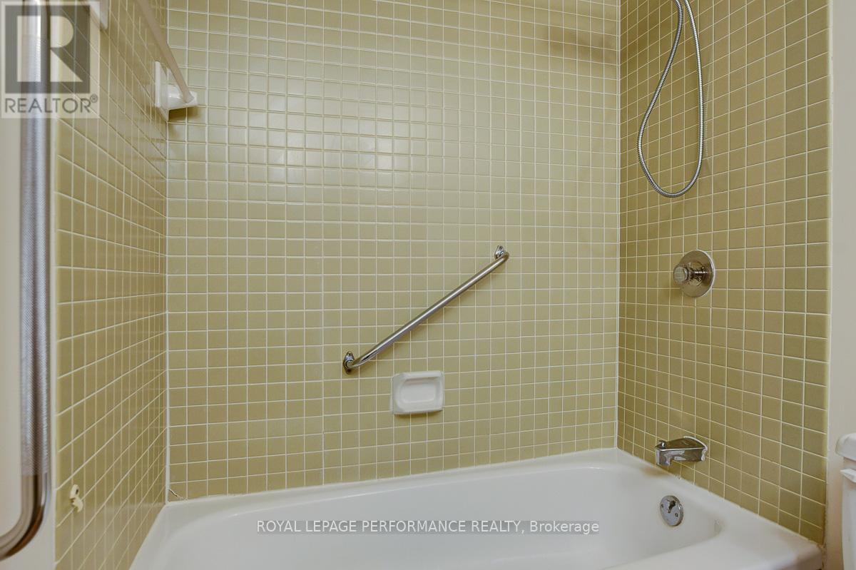 404 - 415 Greenview Avenue, Ottawa, Ontario  K2B 8G5 - Photo 22 - X12799320