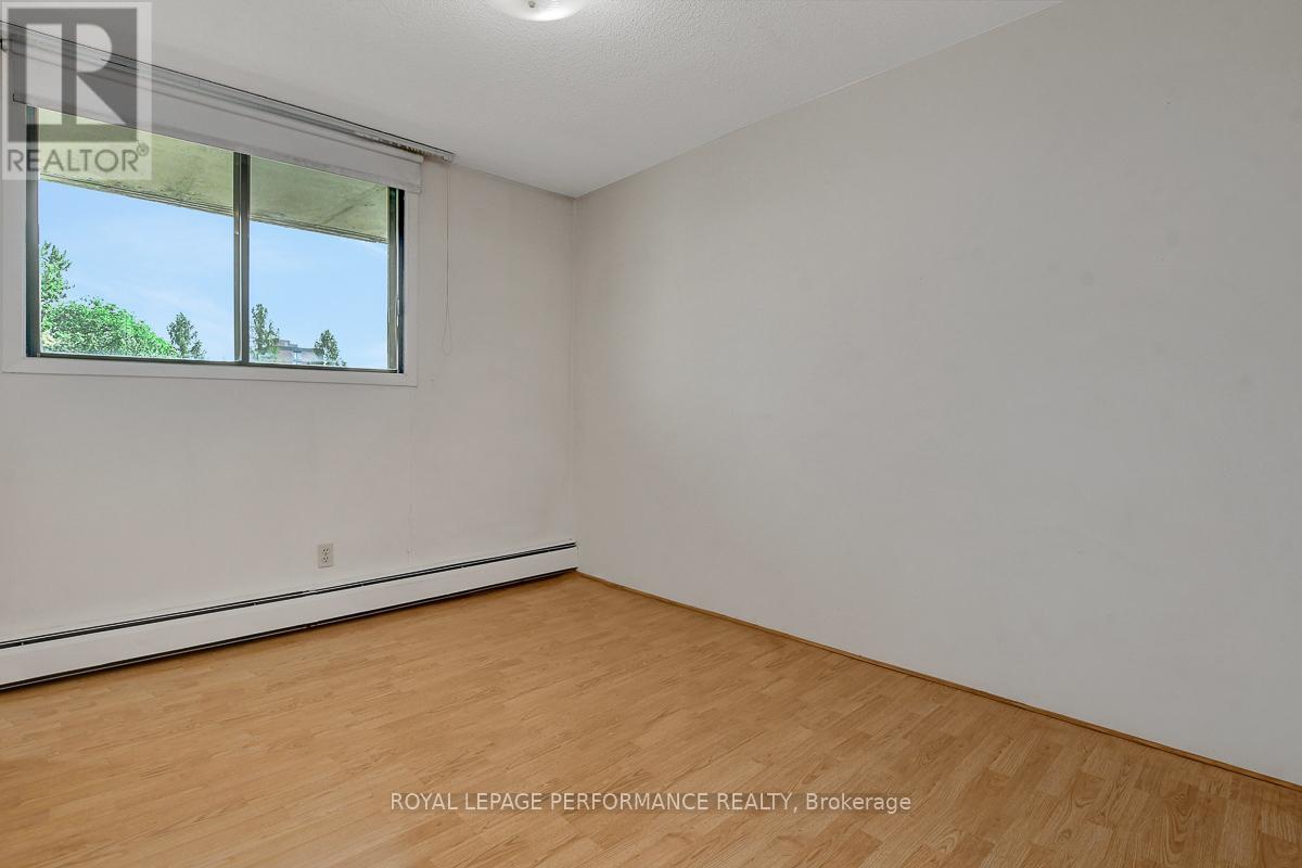 404 - 415 Greenview Avenue, Ottawa, Ontario  K2B 8G5 - Photo 23 - X12799320