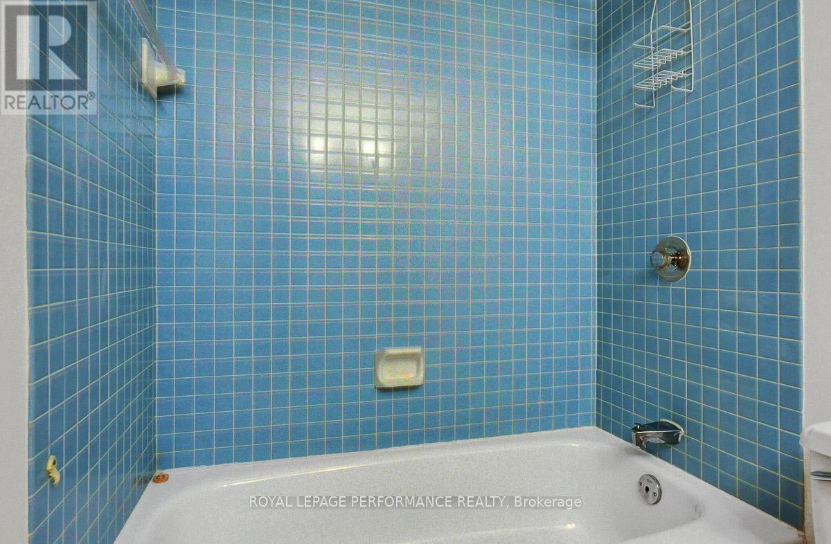 404 - 415 Greenview Avenue, Ottawa, Ontario  K2B 8G5 - Photo 27 - X12799320