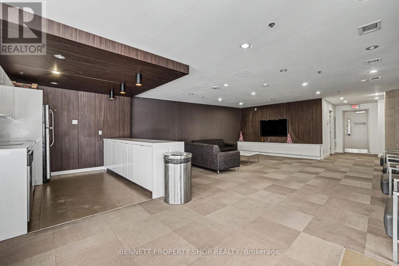 811 - 360 Mcleod Street, Ottawa, Ontario  K2P 1A9 - Photo 12 - X12799538