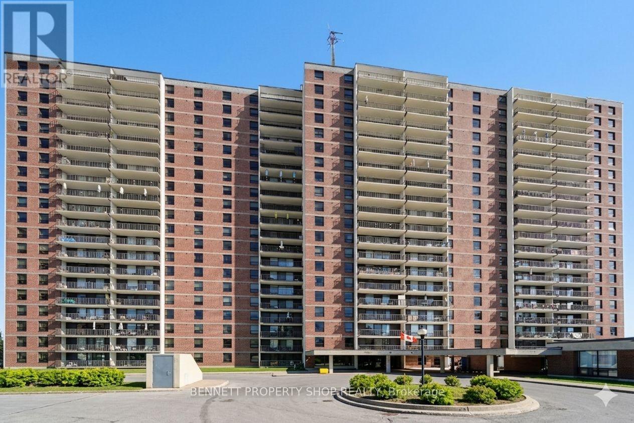 2011 - 665 Bathgate Drive, Ottawa, Ontario  K1K 3Y4 - Photo 1 - X12803660