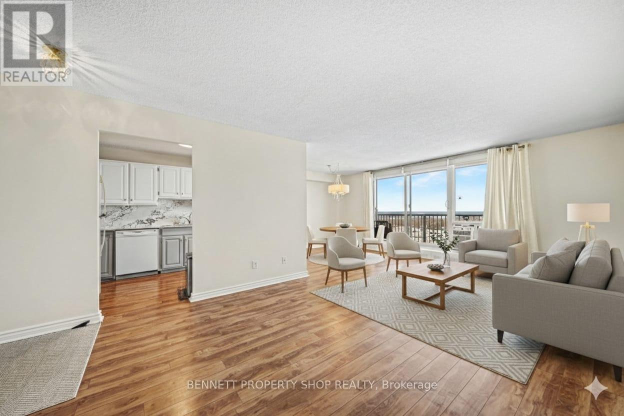 2011 - 665 Bathgate Drive, Ottawa, Ontario  K1K 3Y4 - Photo 2 - X12803660