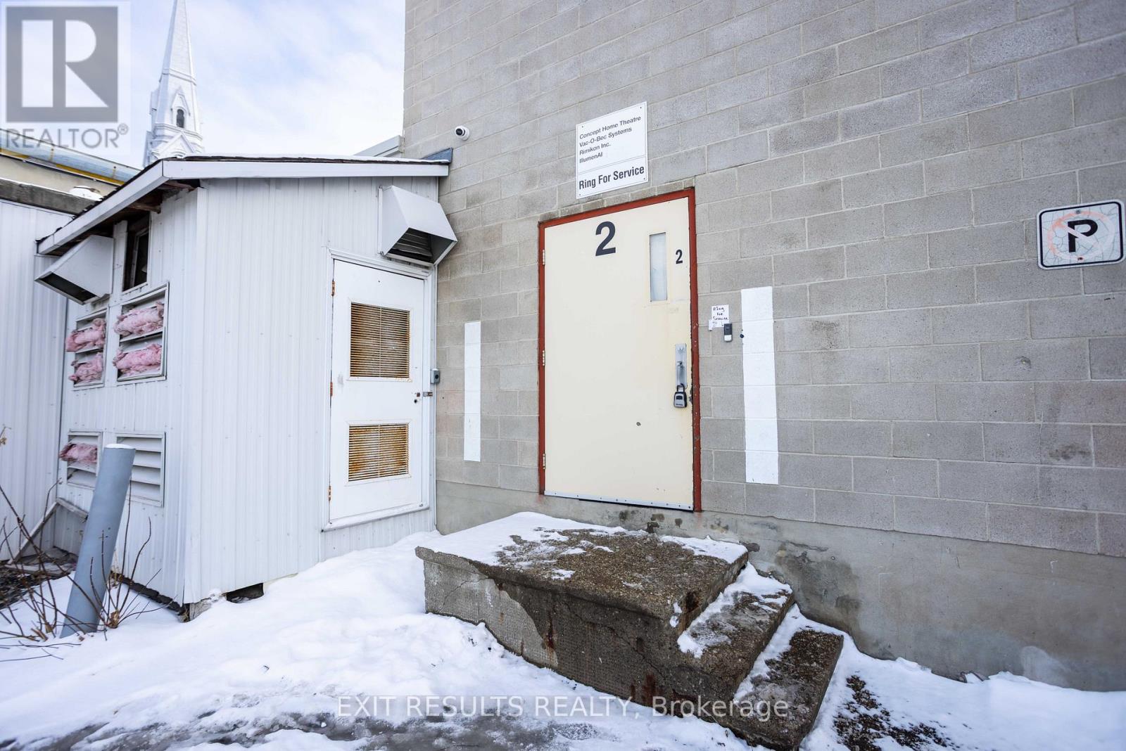 1027 Notre Dame Street, Russell, Ontario  K0A 1W0 - Photo 37 - X12805176