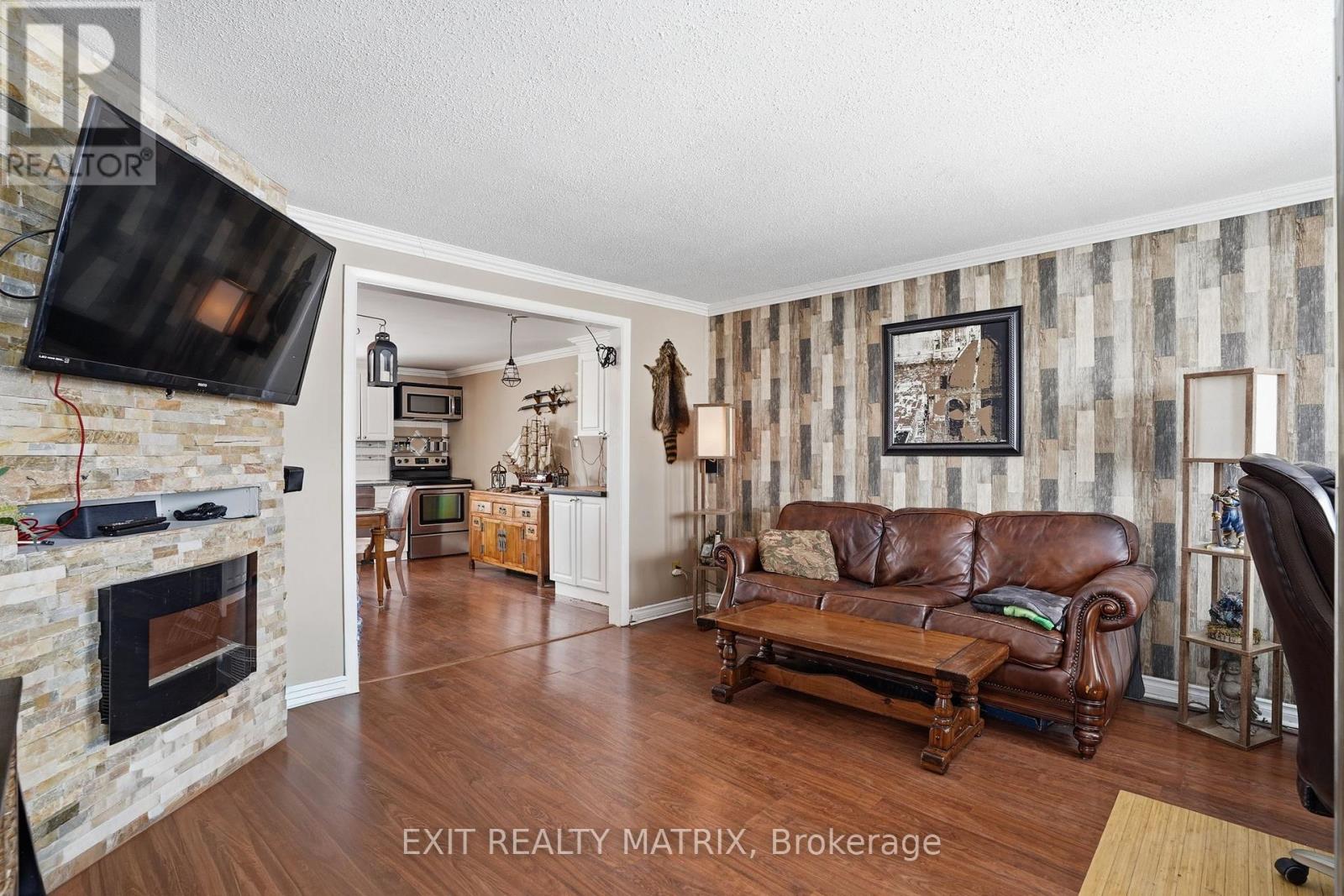 1691-1695 Saint-Laurent Street, Clarence-Rockland, Ontario  K4K 1C2 - Photo 27 - X12806278