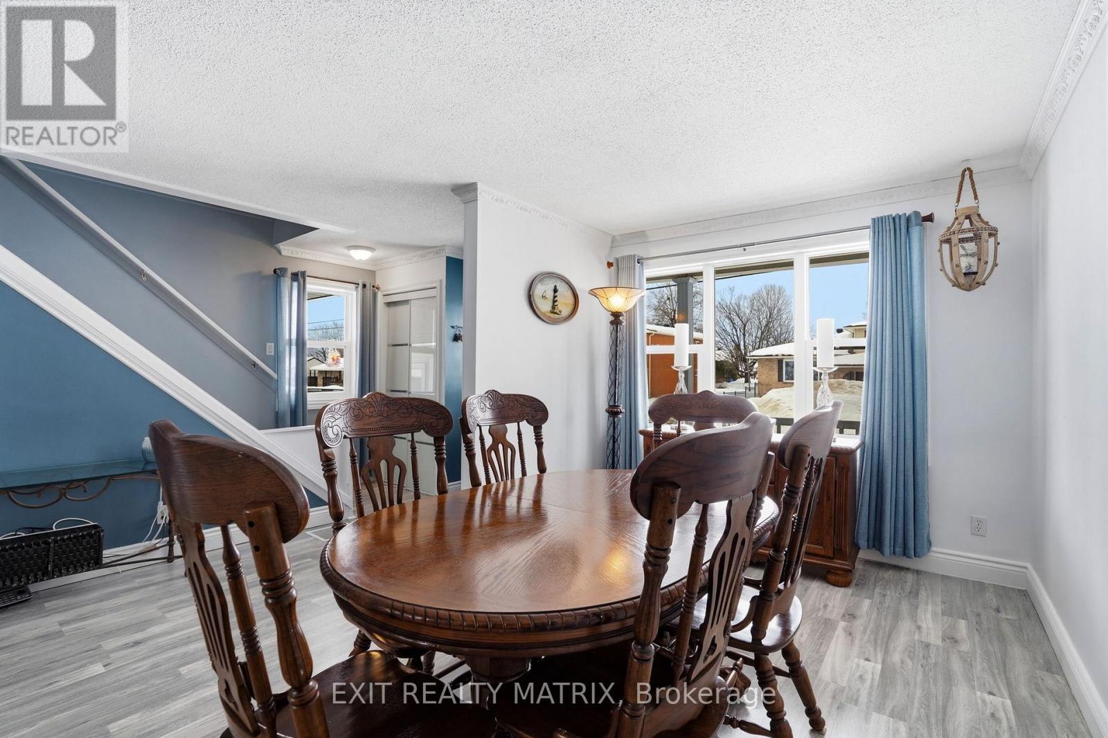 1691-1695 Saint-Laurent Street, Clarence-Rockland, Ontario  K4K 1C2 - Photo 4 - X12806278