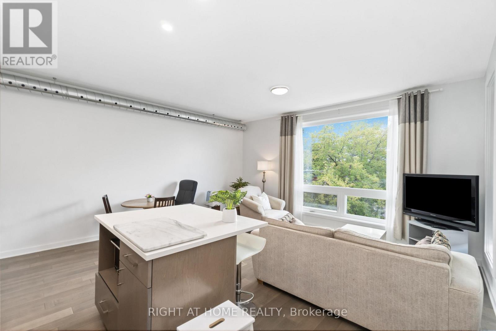 305 - 22 Perkins Street, Ottawa, Ontario  K1R 7G5 - Photo 11 - X12809074