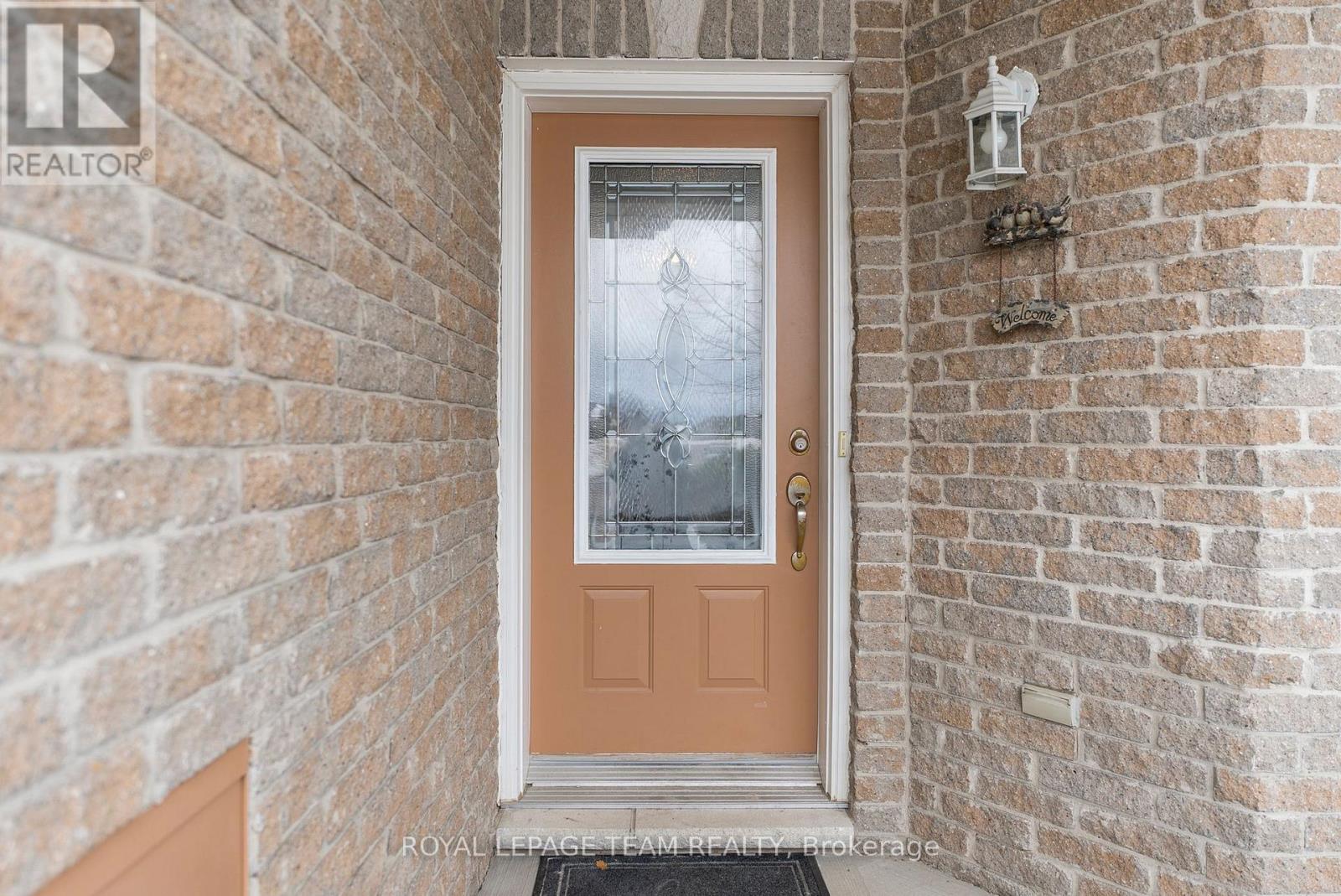 56 Frieday Street, Arnprior, Ontario  K7S 0A6 - Photo 6 - X12809218