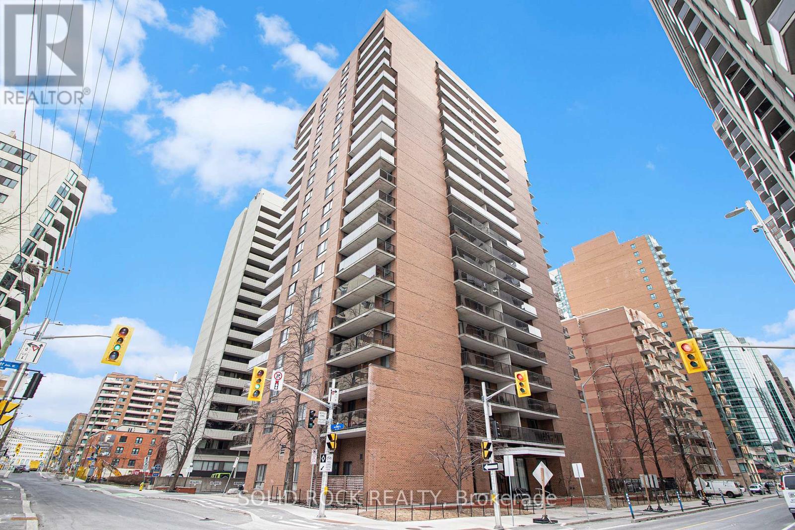 1204 - 475 LAURIER AVENUE W, Ottawa, Ontario