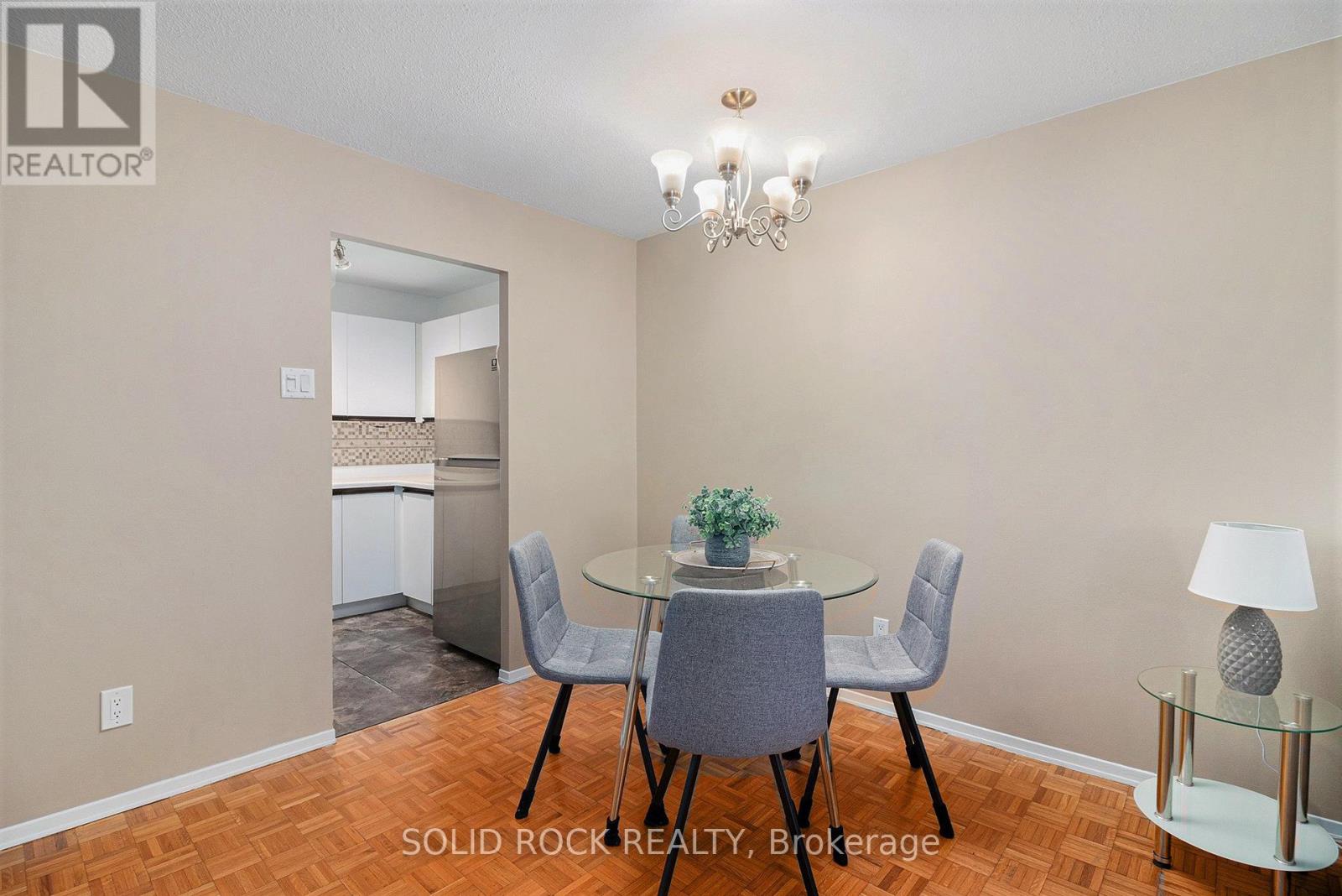 1204 - 475 Laurier Avenue W, Ottawa, Ontario  K1R 7X1 - Photo 11 - X12812280