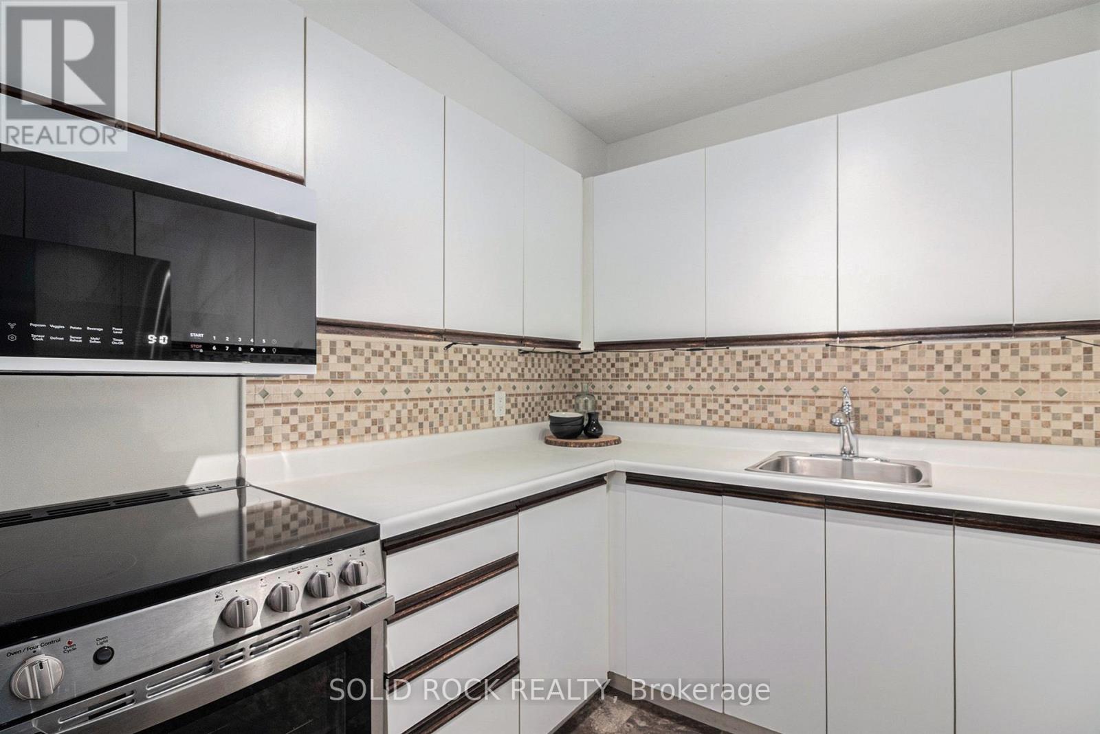 1204 - 475 Laurier Avenue W, Ottawa, Ontario  K1R 7X1 - Photo 13 - X12812280