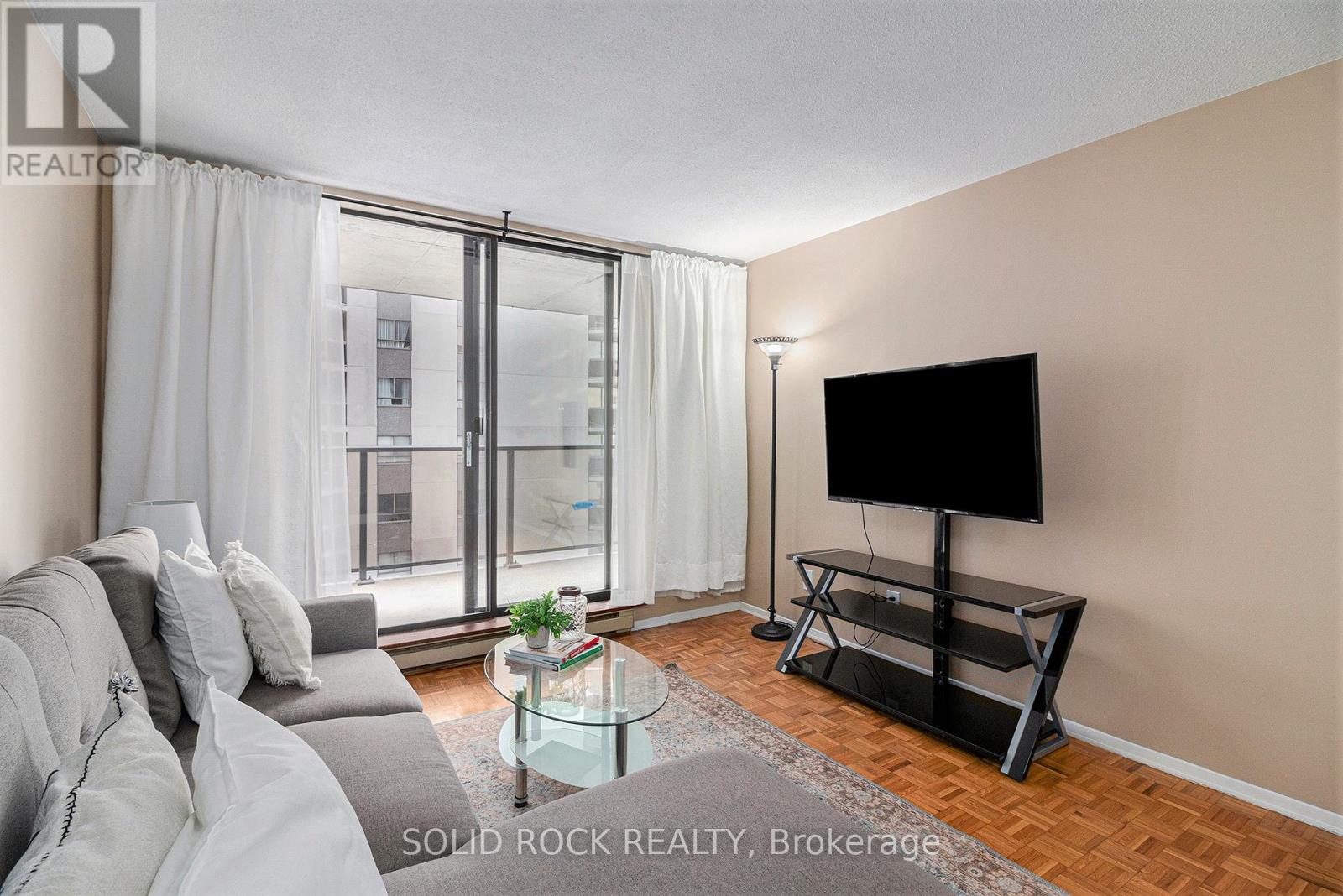 1204 - 475 Laurier Avenue W, Ottawa, Ontario  K1R 7X1 - Photo 6 - X12812280