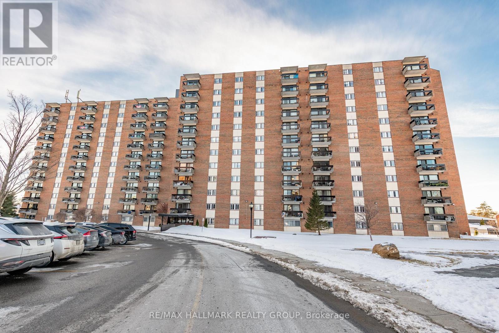 214 - 1505 Baseline Road, Ottawa, Ontario  K2C 3L4 - Photo 1 - X12812474