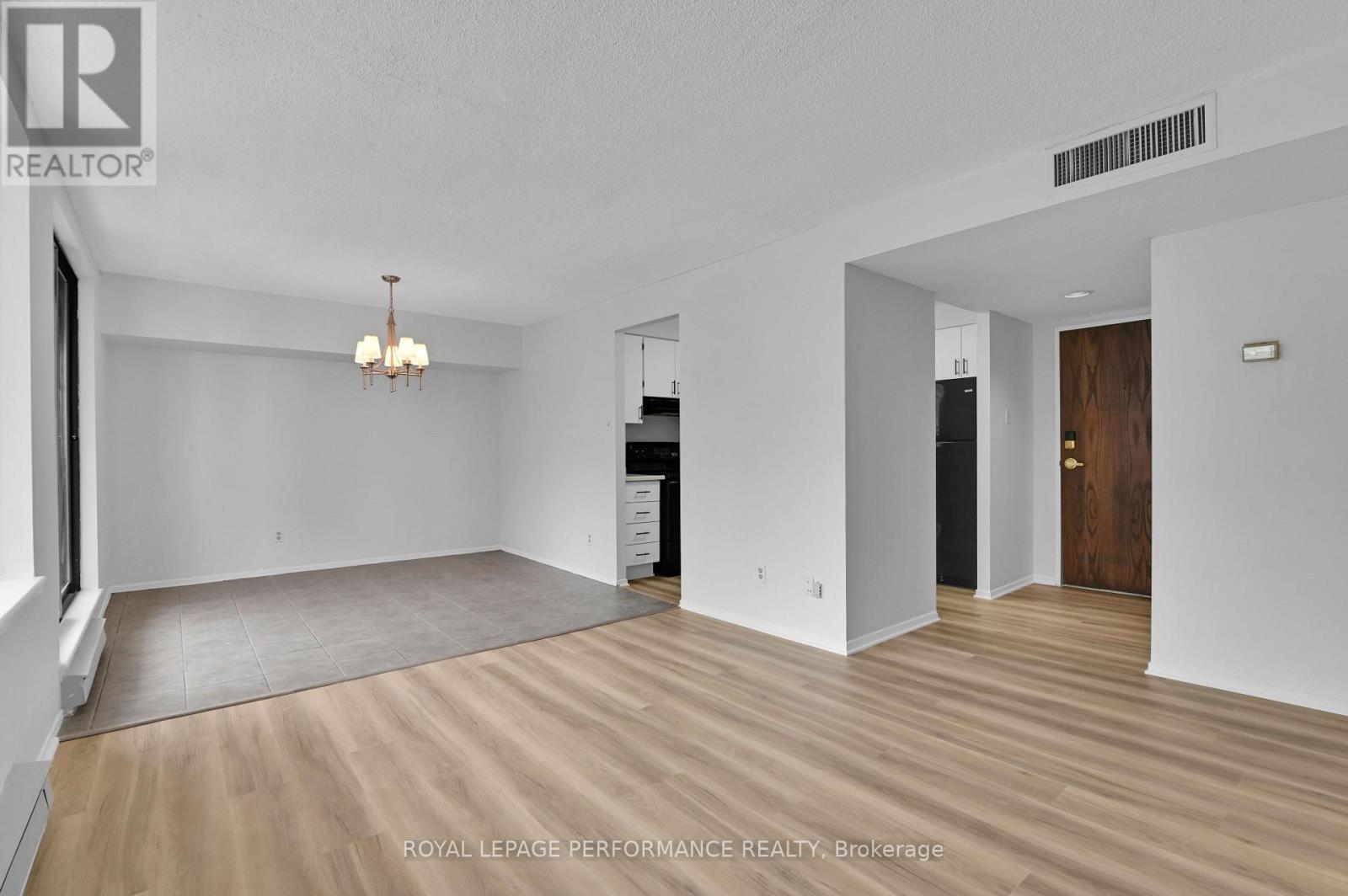 1701 - 470 Laurier Avenue W, Ottawa, Ontario  K1R 7W9 - Photo 11 - X12812898