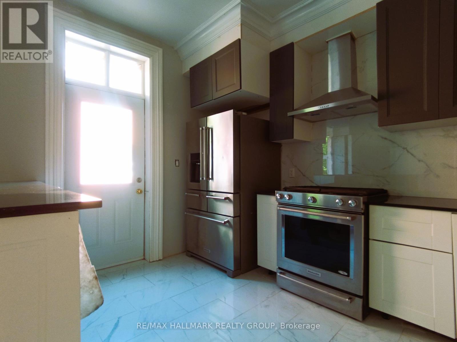 460 Wilbrod Street, Ottawa, Ontario  K1N 6M8 - Photo 4 - X12812926