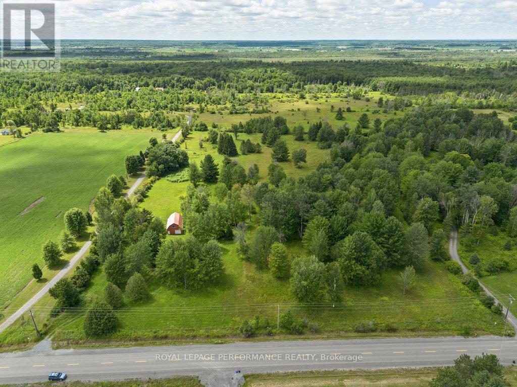 3117 Torwood Drive, Ottawa, Ontario  K0A 1T0 - Photo 10 - X12814372
