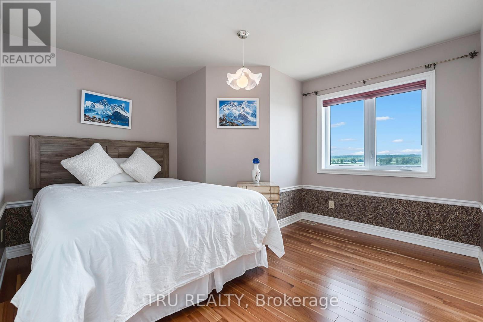 1915 Trans Canada Road, Ottawa, Ontario  K4C 1H5 - Photo 20 - X12816624