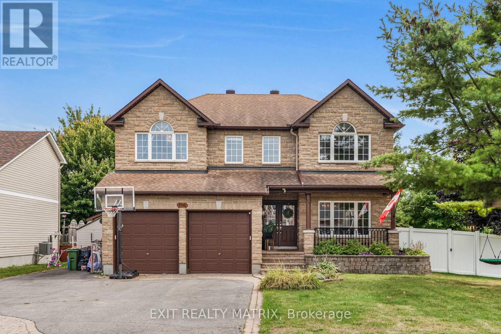 116 LAMADELEINE BOULEVARD, Russell, Ontario