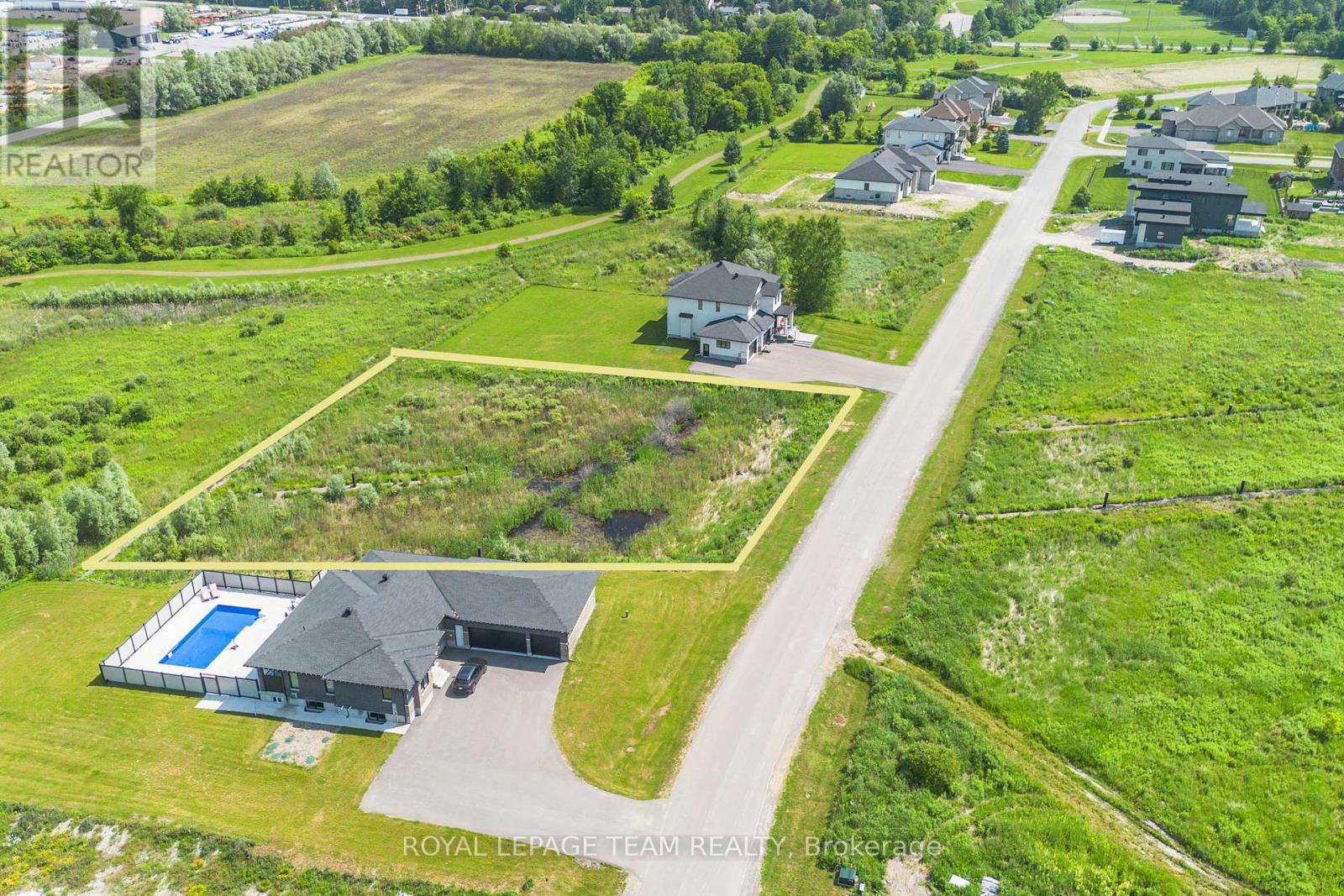6790 Still Meadow Way, Ottawa, Ontario  K4P 0G7 - Photo 3 - X12818052