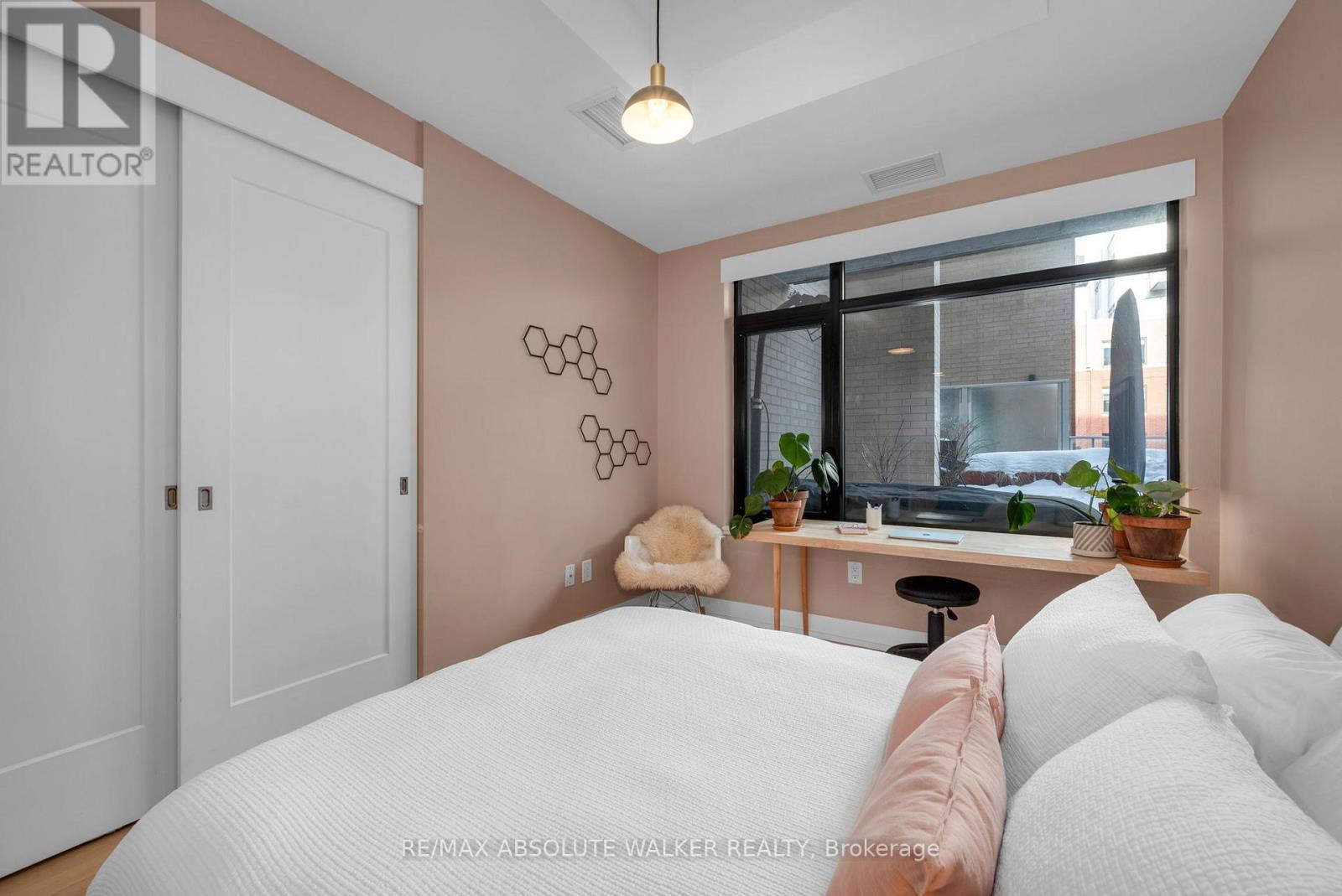 218 - 60 Springhurst Avenue, Ottawa, Ontario  K1S 5V7 - Photo 23 - X12818746