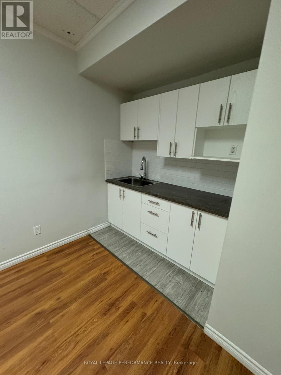 1756 Montreal Road, Ottawa, Ontario  K1J 6N3 - Photo 17 - X12820400