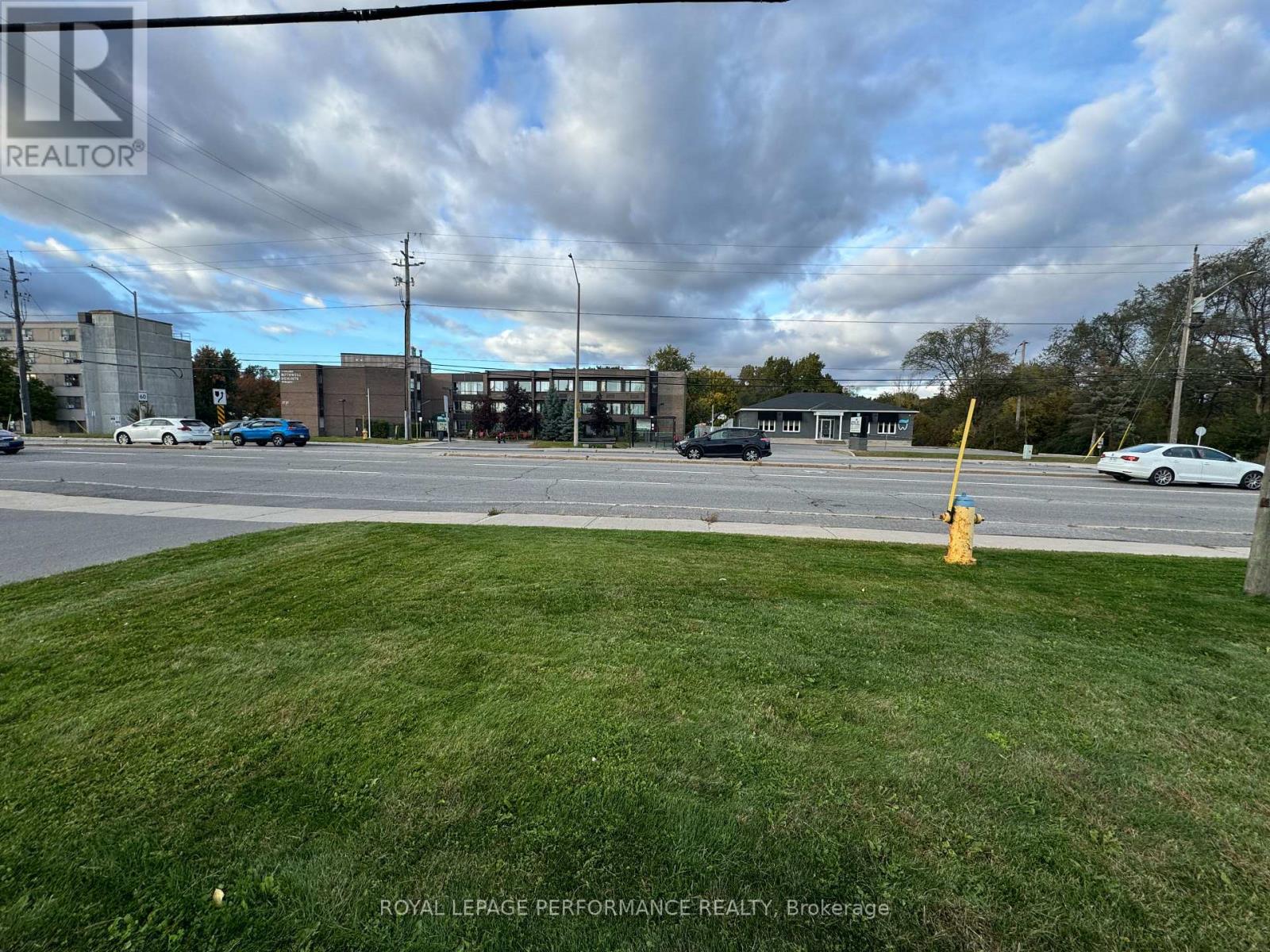 1752 Montreal Road, Ottawa, Ontario  K1J 6N3 - Photo 22 - X12820408