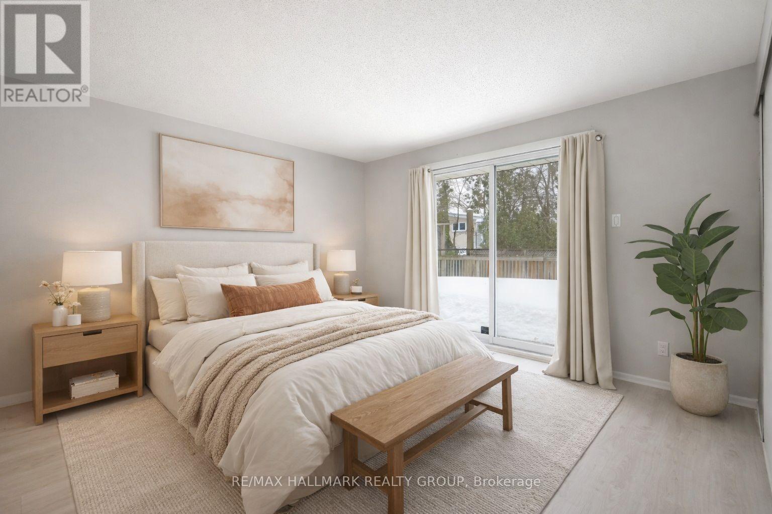 2036 Kings Grove Crescent, Ottawa, Ontario  K1J 6G1 - Photo 12 - X12822552