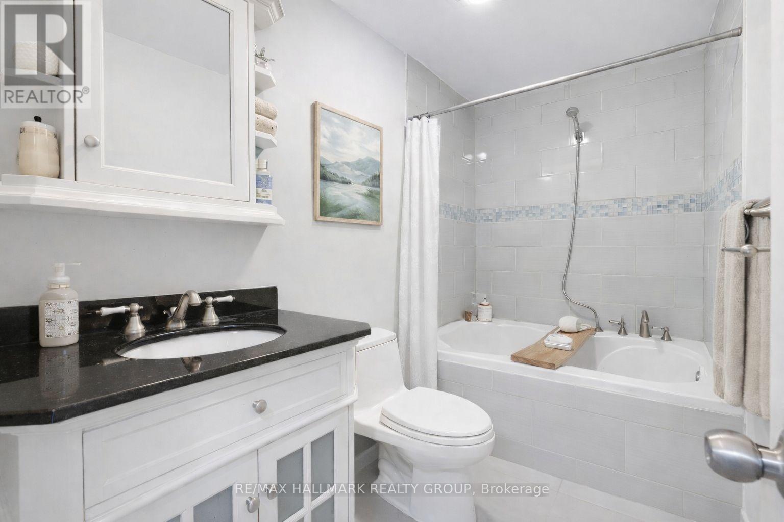 2036 Kings Grove Crescent, Ottawa, Ontario  K1J 6G1 - Photo 13 - X12822552