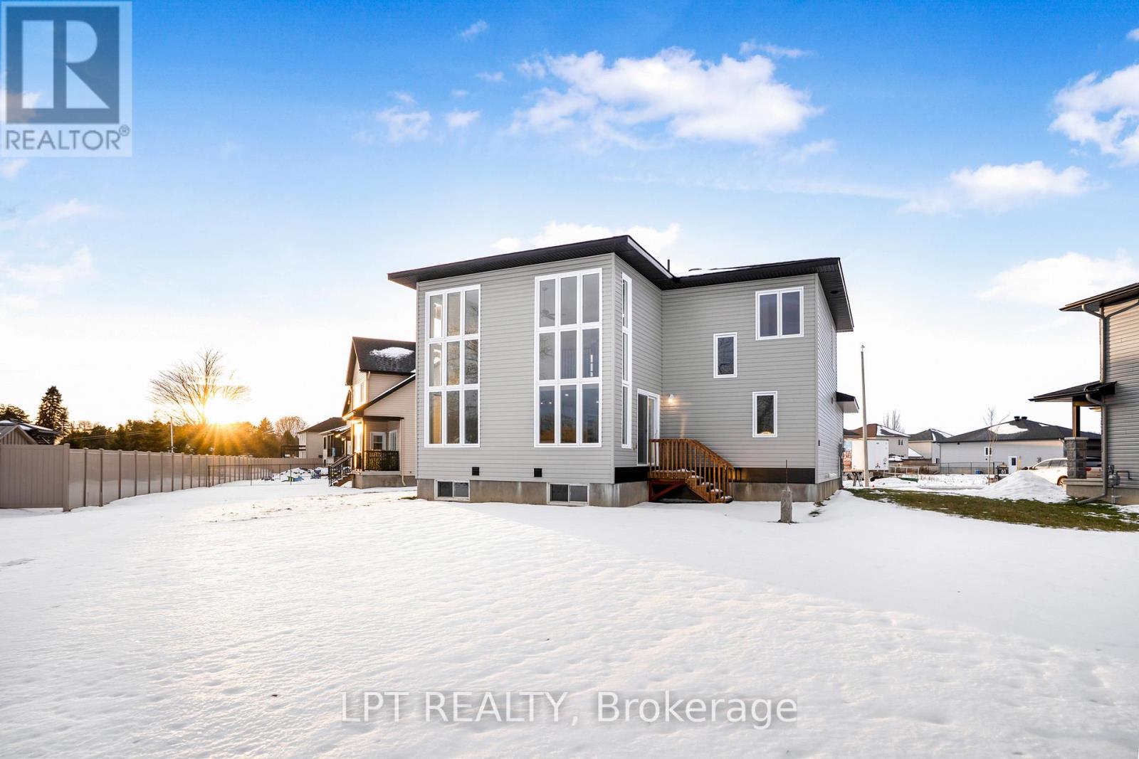 63 Chateauguay Street, Russell, Ontario  K0A 1W0 - Photo 30 - X12822894