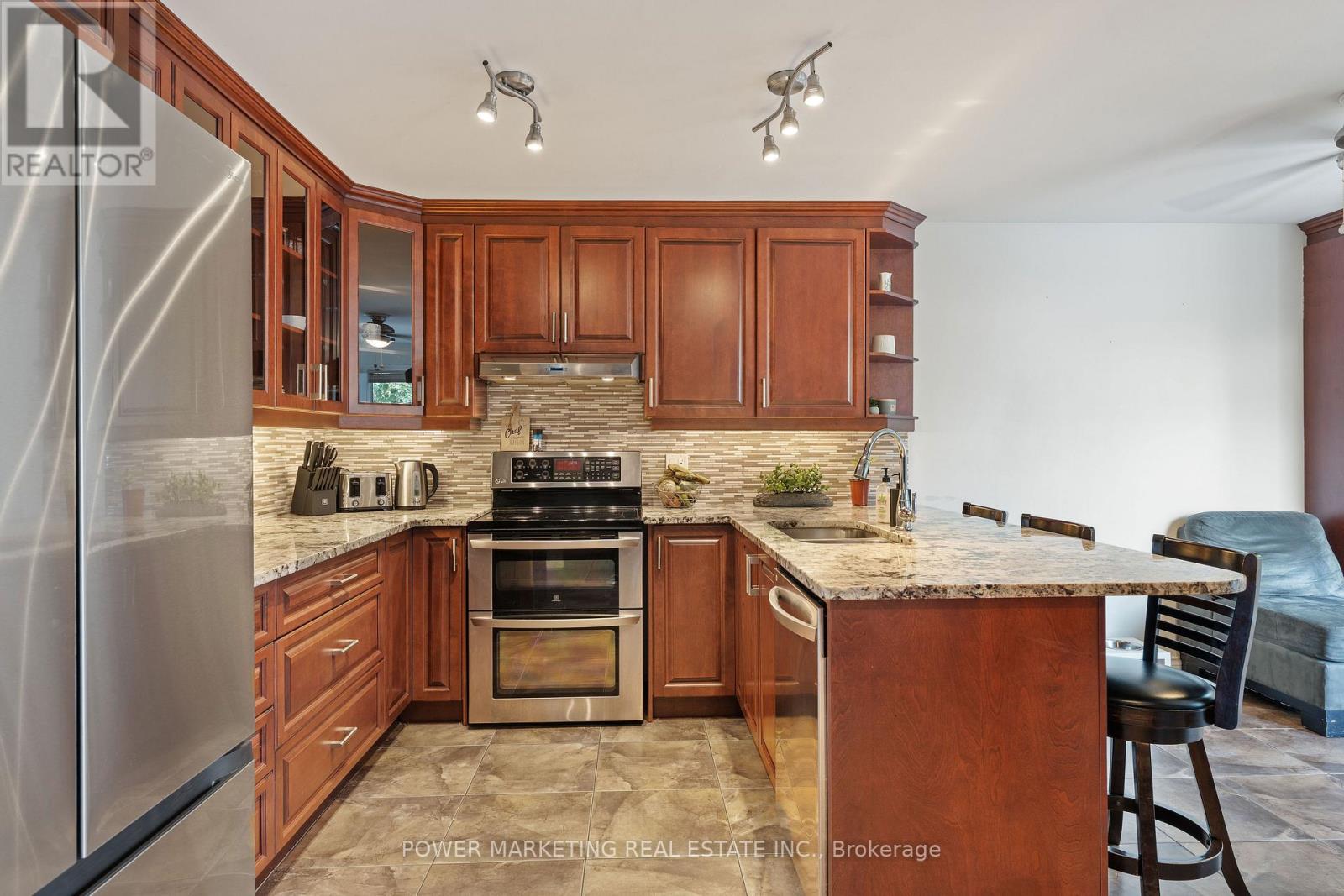 1809 Chopin Place, Ottawa, Ontario  K1C 5G1 - Photo 12 - X12824830