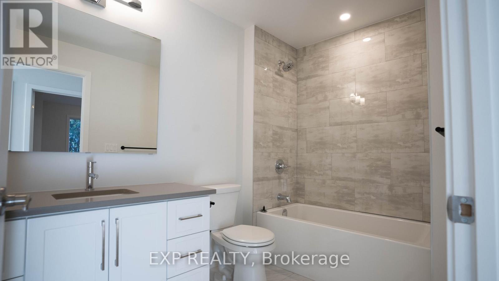 236 Woodroffe Avenue N, Ottawa, Ontario  K2A 3V4 - Photo 12 - X12824894