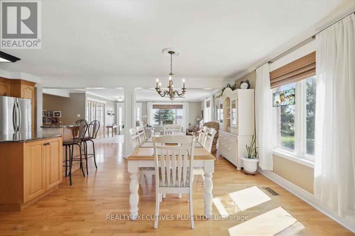 2935 Baseline Road, Clarence-Rockland, Ontario  K0A 3N0 - Photo 10 - X12825906