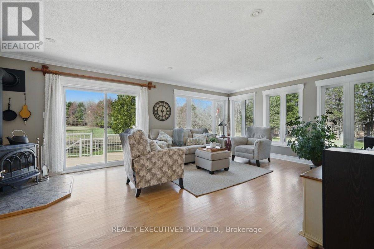 2935 Baseline Road, Clarence-Rockland, Ontario  K0A 3N0 - Photo 12 - X12825906