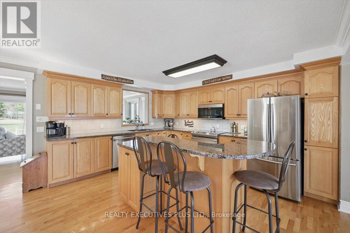 2935 Baseline Road, Clarence-Rockland, Ontario  K0A 3N0 - Photo 7 - X12825906