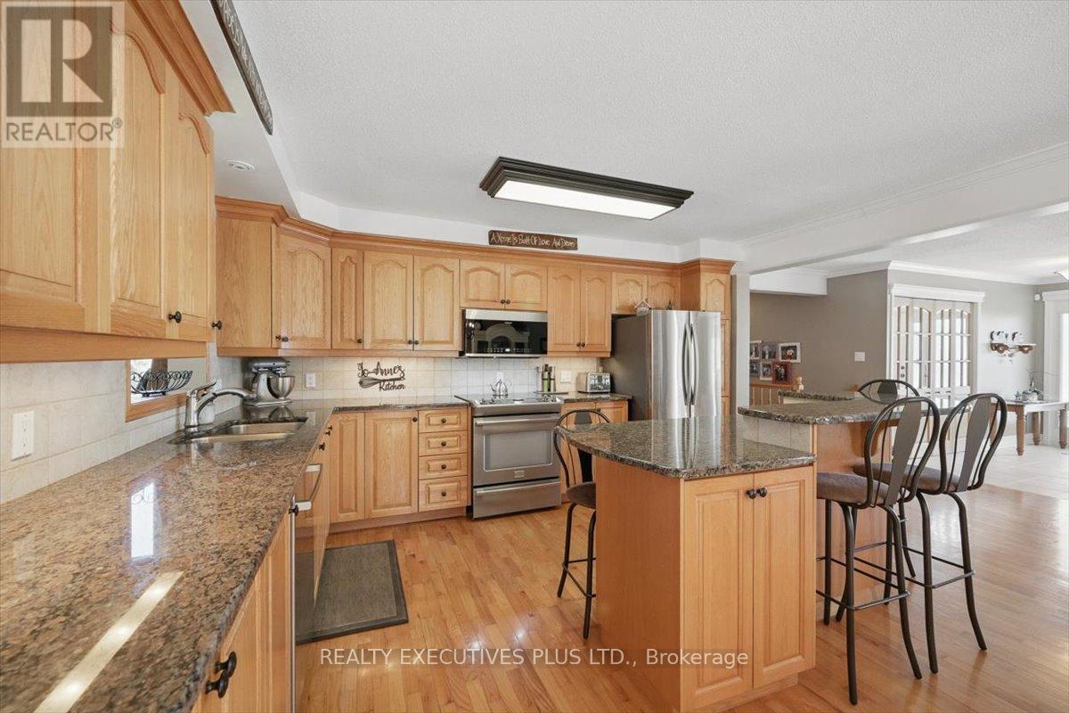 2935 Baseline Road, Clarence-Rockland, Ontario  K0A 3N0 - Photo 8 - X12825906