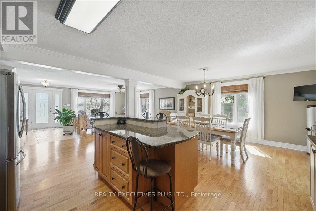 2935 Baseline Road, Clarence-Rockland, Ontario  K0A 3N0 - Photo 9 - X12825906