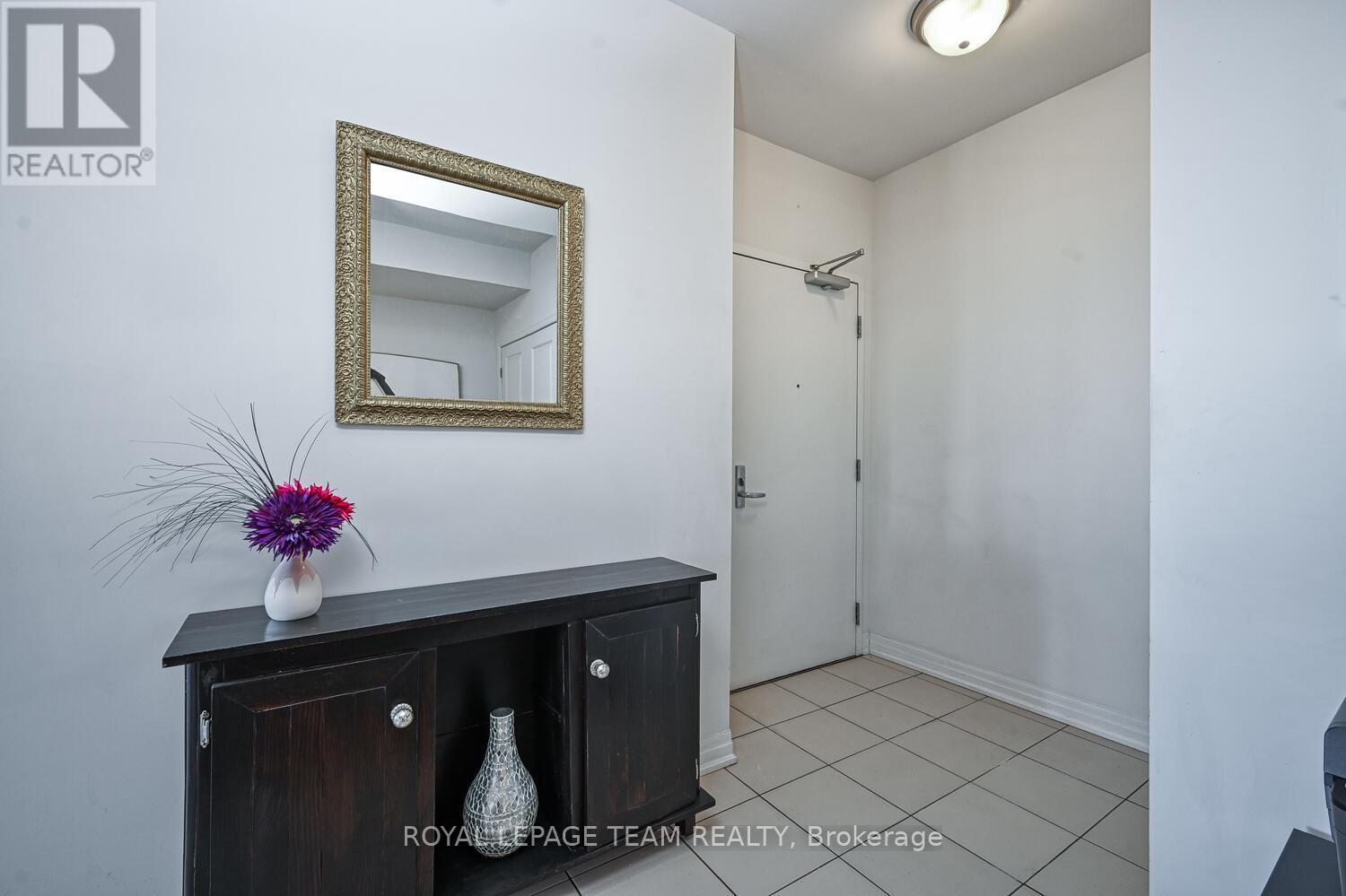 1906 - 90 Landry Street, Ottawa, Ontario  K1L 0A9 - Photo 5 - X12827766