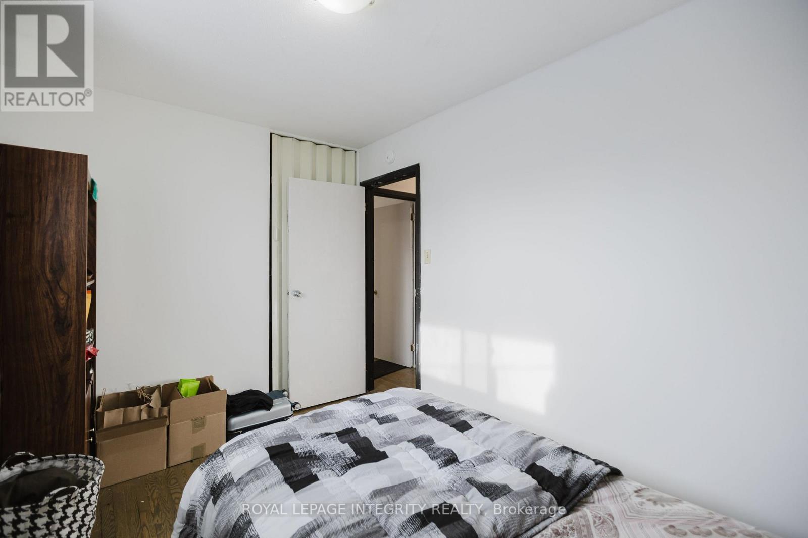 1197 Deer Park Road, Ottawa, Ontario  K2E 6H5 - Photo 22 - X12829094