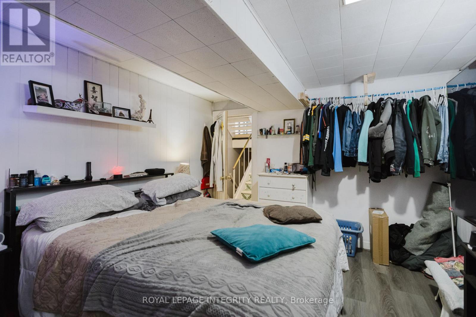 1197 Deer Park Road, Ottawa, Ontario  K2E 6H5 - Photo 28 - X12829094