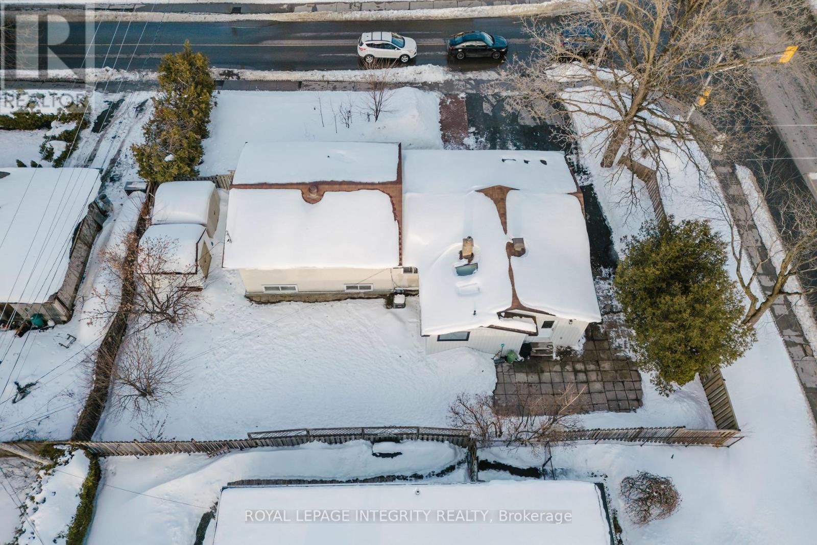 1197 Deer Park Road, Ottawa, Ontario  K2E 6H5 - Photo 3 - X12829094