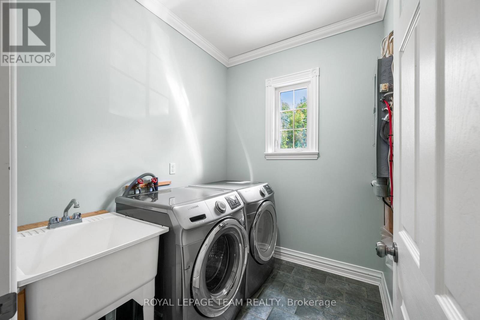 4310 Armitage Avenue, Ottawa, Ontario  K0A 1T0 - Photo 5 - X12829686